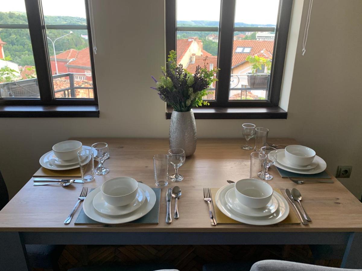 Apartment Zdravets, In The Heart Of The Old City Veliko Tarnovo Kültér fotó
