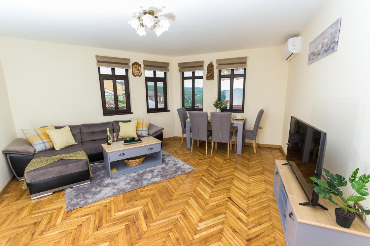 Apartment Zdravets Veliko Tarnovo Kültér fotó