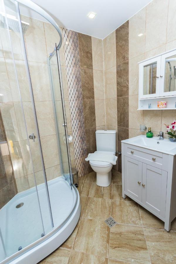 Apartment Zdravets, In The Heart Of The Old City Veliko Tarnovo Kültér fotó