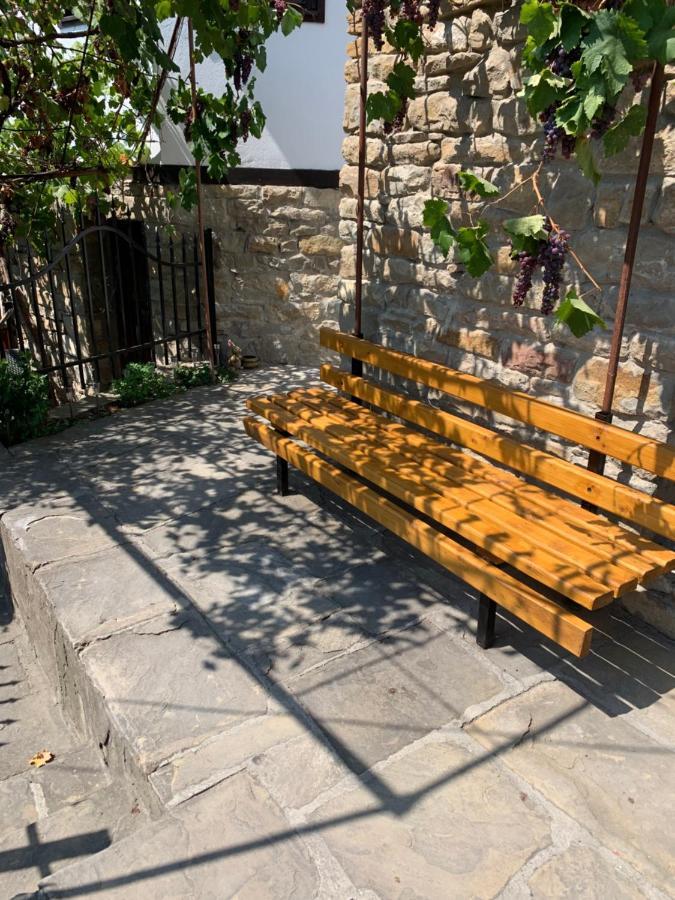 Apartment Zdravets, In The Heart Of The Old City Veliko Tarnovo Kültér fotó