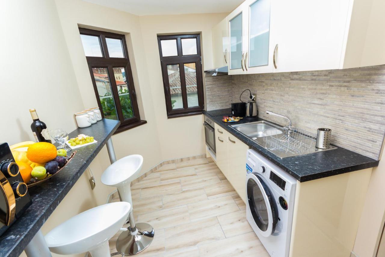 Apartment Zdravets, In The Heart Of The Old City Veliko Tarnovo Kültér fotó